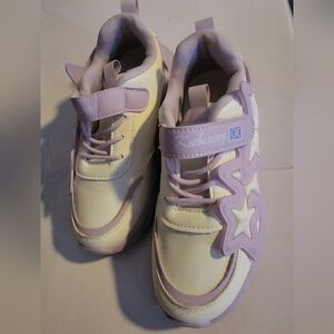 SHEIN Kids Light-Up Sneakers - Lavender and Cream